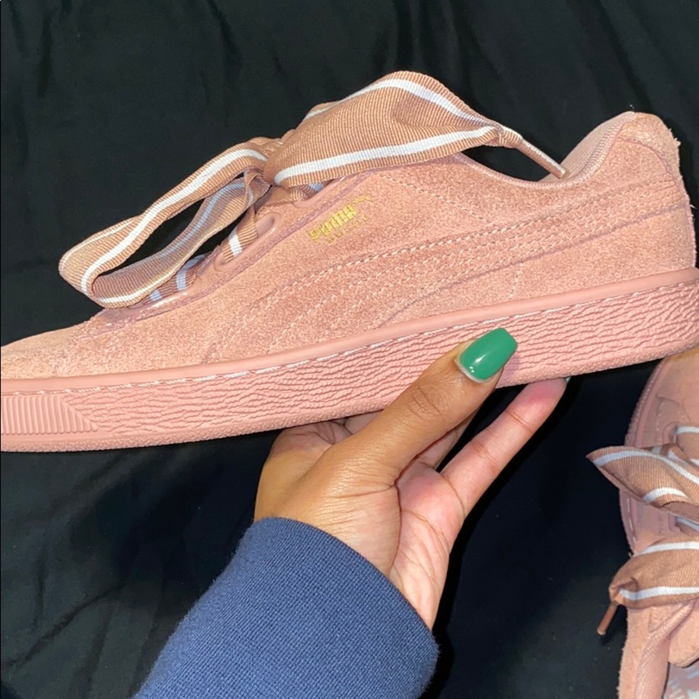 Pink Suede Pumas